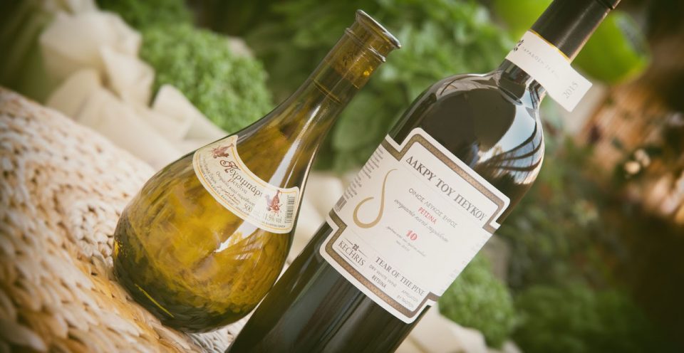 Tout ce qu’il faut savoir sur le vin grec « Retsina »